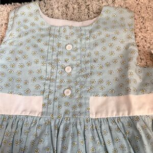 NWT strasburg girls dress size 4t pale blue daisy floral print with white trim